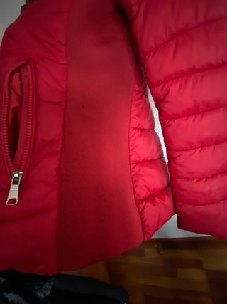 Cazadora anorak roja