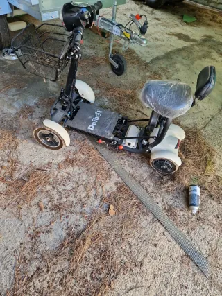 Patinete eléctrico 4 ruedas Daibot