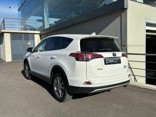 Toyota RAV4 2.5I Hybrid Advance