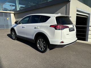 Toyota RAV4 2.5I Hybrid Advance