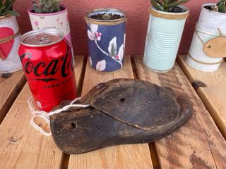 Antigua horma de zapatero de madera