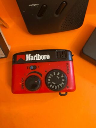 Radio Vintage Casio e Marlboro
