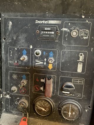 Plataforma Elevadora Snorkel SLH 2584 HD