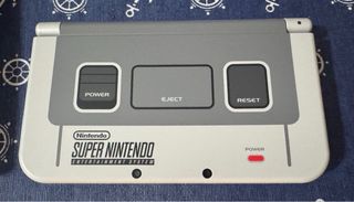 Nintendo 3DS XL Super Nintendo Edition