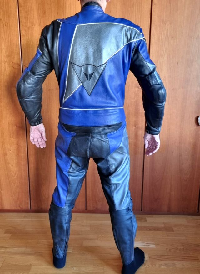 MONO DAINESE PIEL 2 PIEZAS