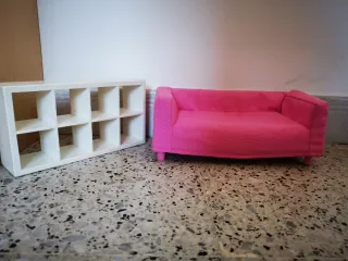 Muebles para casa de muñecas de madera