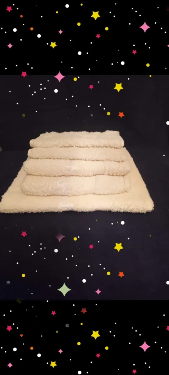 5 TOALLAS A JUEGO CON REGALO