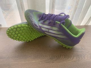 Botas de Turf Adidas F50