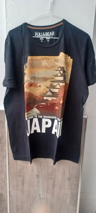 Camiseta Pull&Bear Estampada Japón Talla XL