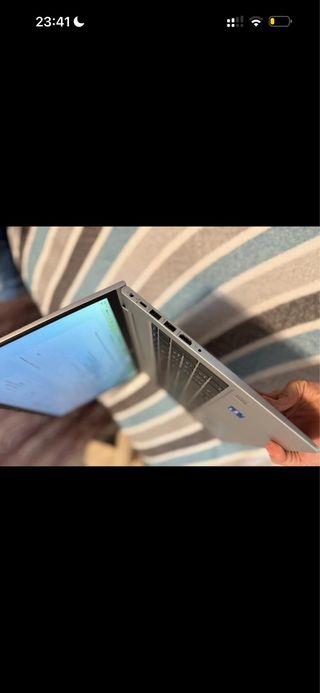 Portátil HP ProBook G8 Gris/Plateado