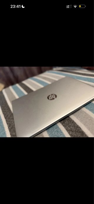 Portátil HP ProBook G8 Gris/Plateado