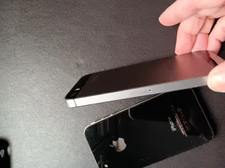 iPhone 4 e 5S per parti