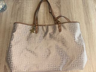 Bolso Tommy Hilfiger Beige y Marrón