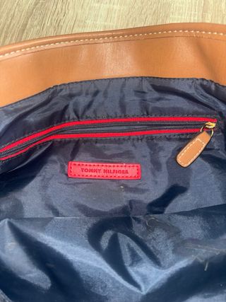 Bolso Tommy Hilfiger Beige y Marrón