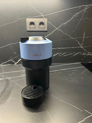 Cafetera Nespresso Vertuo Azul Pop