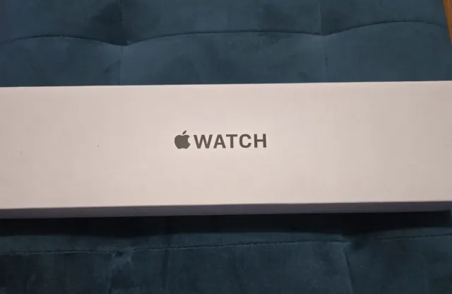 Apple Watch Negro/Dorado Caja Completa