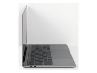 Apple MacBook Pro 13,3" i5 8a 16GB RAM 500GB SSD