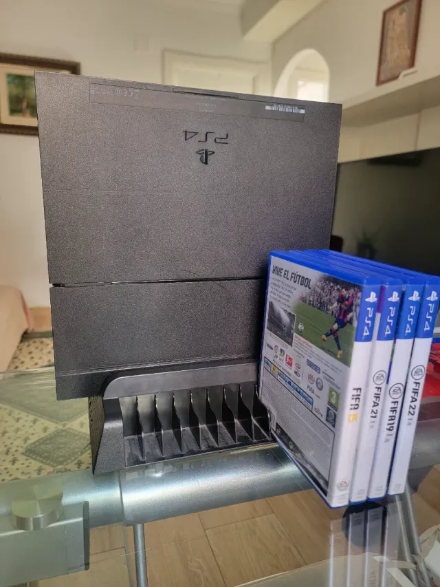 Consola PS4 + 2 Mandos