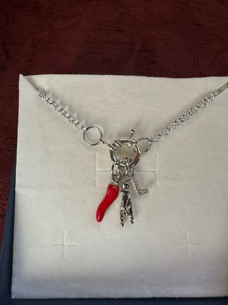 Collana con ciondoli cuore sacro corno