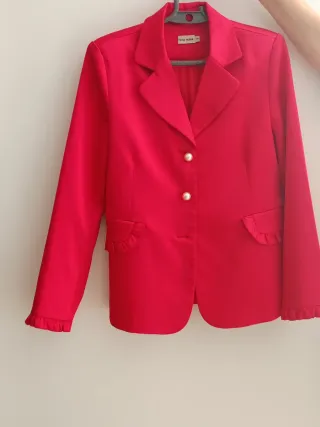 Chaqueta Teria Yabar color buganvilla.