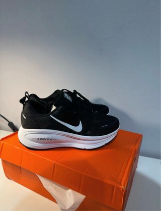 Nike Vomero 18 Scarpe Sportive Uomo Donna