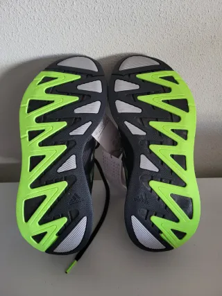 Zapatillas Adidas Adizero Akuru Negras/Verdes