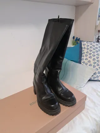 Botas altas tacón piel