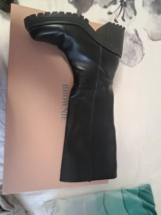 Botas altas tacón piel