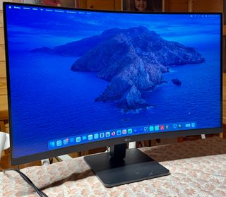 Monitor LG 32" Curvo FHD IPS 100Hz