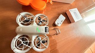 Drone DJI Neo con 2 Baterías