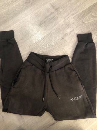 Conjunto chándal McKenzie negro