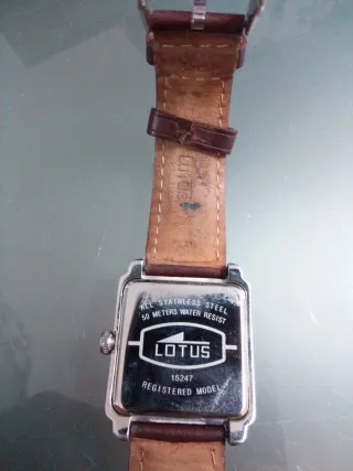 Reloj Lotus Hombre Negro y Marrón