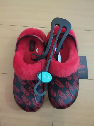 Zapatillas Stranger Things Talla 39