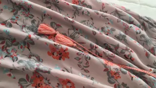 Falda larga floral rosa