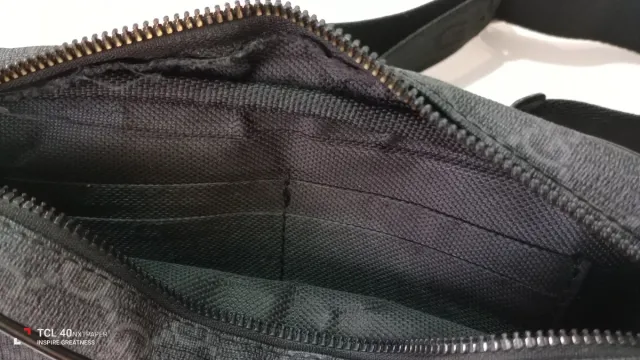 Borsa a spalla Guci nera e grigia