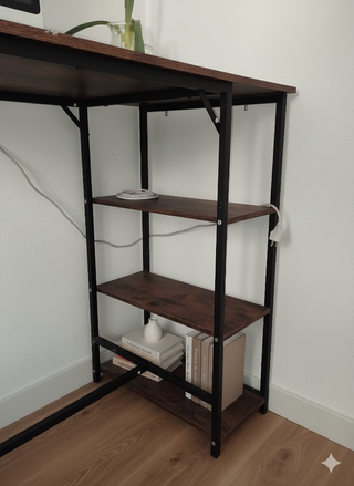 Tavolo alto da bar con 3 ripiani in legno e metallo