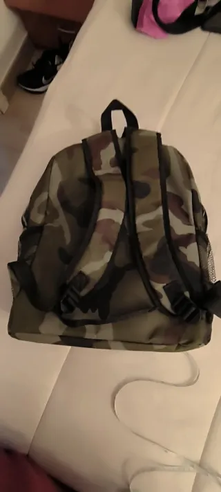 Mochila estilo militar