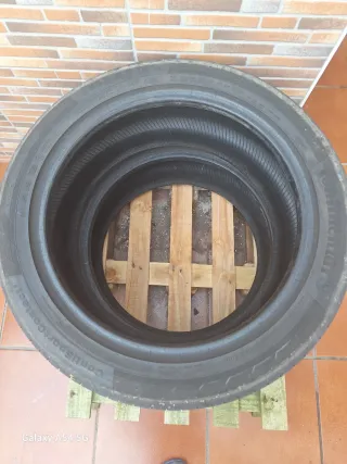 Neumáticos 235/45 R18 94W (unidad)
