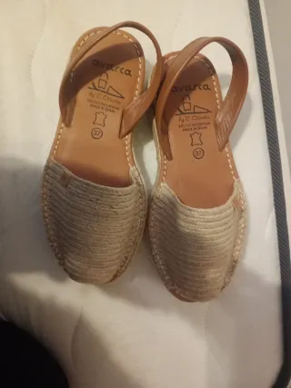 Avarca Sandalias Marrones Talla 37