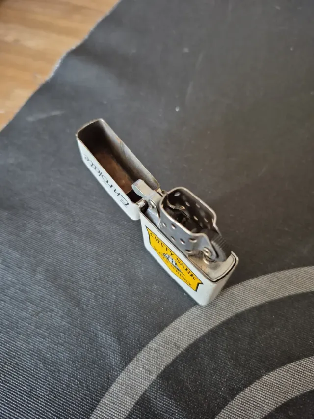 Accendino CuttySark stile Zippo