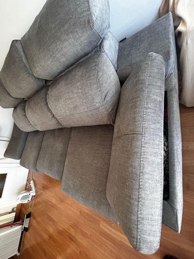 Sofá 3 plazas gris aterciopelado