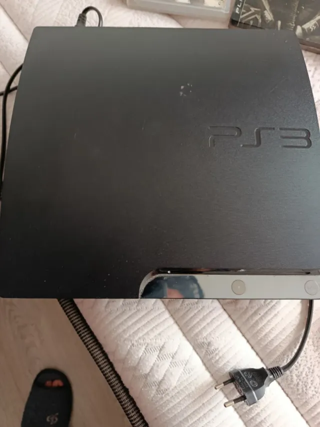 Consola PlayStation 3 + 8 Juegos