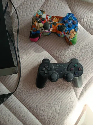 Consola PlayStation 3 + 8 Juegos