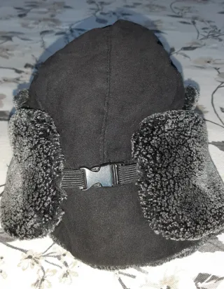 Cappello invernale uomo nero e grigio