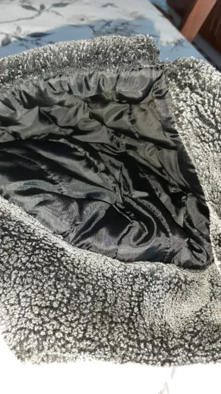 Cappello invernale uomo nero e grigio