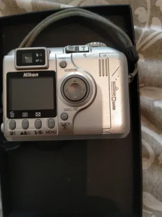 Cámara Nikon Coolpix 4300 Plata