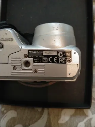 Cámara Nikon Coolpix 4300 Plata