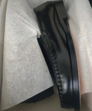 Mocasines de piel con borlas