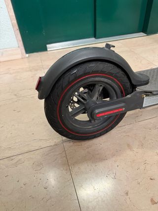 Patinete Xiaomi M365 + Cargador