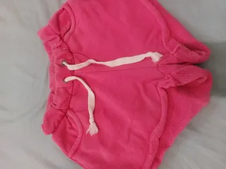 Conjunto top y shorts deportivos rosa